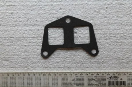Прокладка впускного коллектора 1.9D 8V, 1.8D 8V, 1.7D 8V Fiat Ducato 94-02, Fiat Scudo 95-07, Peugeot Partner 96-08, Peugeot Expert 95-07, Peugeot 406 97-04 Peugeot 405 93-96, Peugeot Boxer 94-02, Peugeot 806 98-02, Peugeot 205 87-98, Citroen Berling AJUSA 13135700