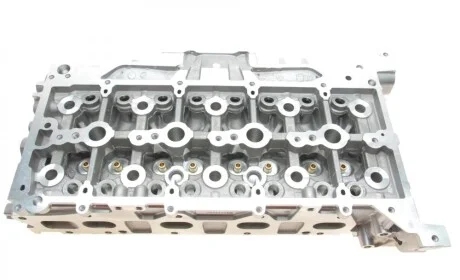 Головка блоку циліндрів Ford Transit V363/Transit Custom V362 2.0 EcoBlue 15- AMC 908260