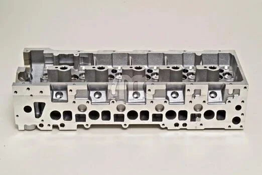 Головка блока цилиндров MERCEDES OM 612 AMC 908575 (фото 1)