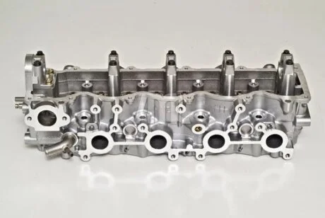 Головка блоку циліндрів MAZDA 2.5 TD WL AMC 908744