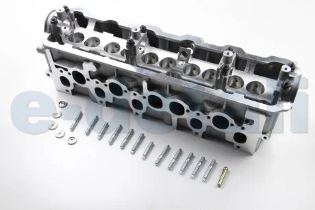 Головка блоку циліндрів T4 2.4D Asahi LP 98057