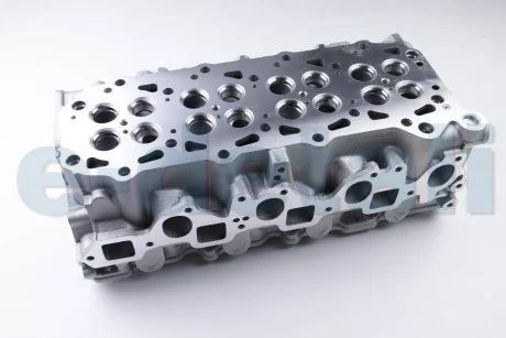 Головка блока цилиндров Master/Movano 3.0 DTi 03- Asahi LP 98557