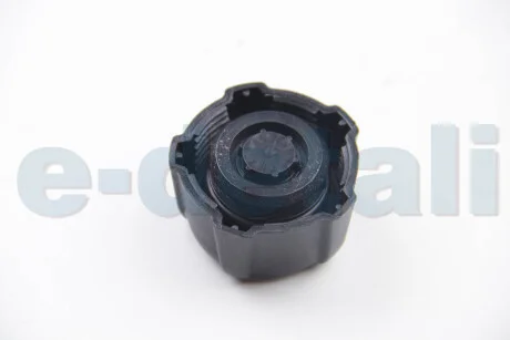 Крышка бачка расширительного Renault Logan, Clio, Laguna, Megane, Kangoo, Sandero, Duster, Dokker, Master (96-) Asam ASAM 30937