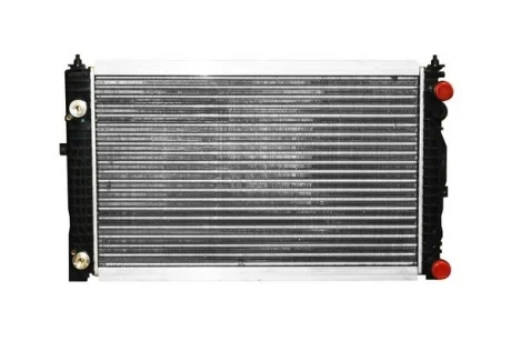Радіатор охолодження Audi A4, A6 95-01/Skoda SuperB 01-08/VW Passat МКПП Asam ASAM 32172