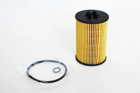 Фильтр масляный Audi A3, A4, A5, A6, Q5/ Seat Leon III/ Skoda Octaia III/ VW Golf VII Asam ASAM 77133