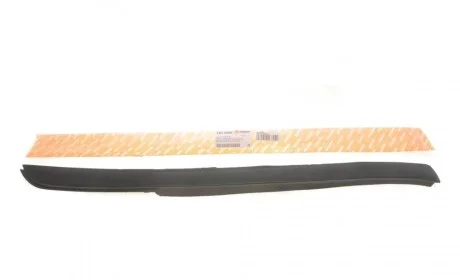 Накладка стекла лобового MB Vito (W638) 96-03 (L) AUTOTECHTEILE 100 6908