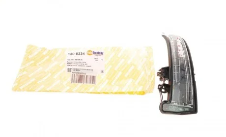 Повторювач повороту на дзеркало MB C-class (W204)/E-class (W212) 07-16 (L) AUTOTECHTEILE 130 8234