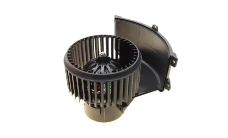 Моторчик печки VW T5 03- (8190.04) AUTOTECHTEILE 381 9004