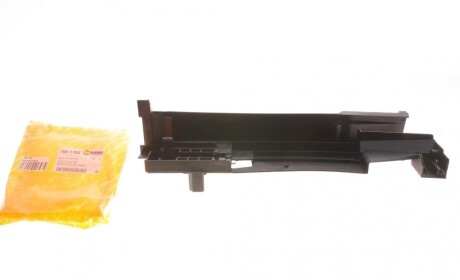 Кронштейн радіатора BMW 5 (F07/F10) 10-17 (R) AUTOTECHTEILE 700 1782