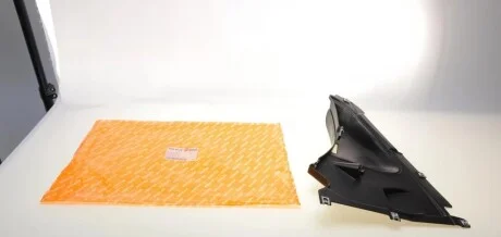 Підкрильник (передній) BMW 3 (F30) 11-18 (L) AUTOTECHTEILE 700 5172