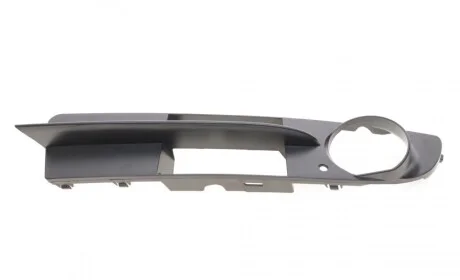 Решетка бампера BMW 5 (E60) 01-07 (R) AUTOTECHTEILE 704 5196