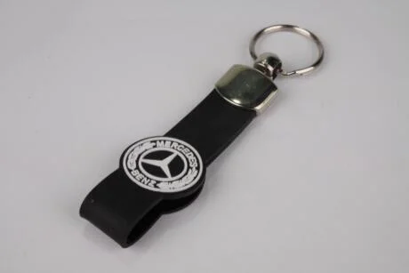 Брелок силиконовый (черный) AUTOTECHTEILE MB6