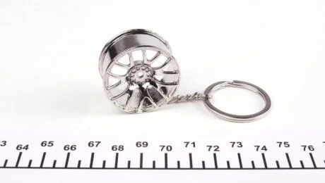 Брелок колесный диск (хромированный) AUTOTECHTEILE Wheel-Chrome