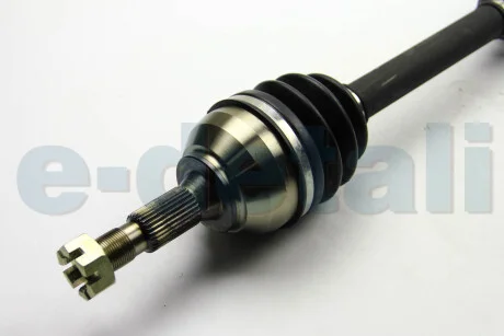 Піввісь CITROEN C5 III/PEUGEOT 407/407 SW 2.0D/2.2D 04- Л. BGA DS1401L