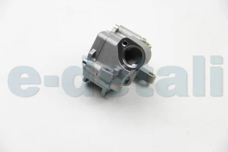 Масляный насос A3/A4/A5/A6/Q5/Golf VI/Passat B5/B6 2.0TDI 03- (двигатель. CBBB) BGA LP1036