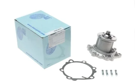 Помпа воды Toyota Land Cruiser 2.4TD 90-93/Land Cruiser Prado 3.0D 02- (R/B) (8 лоп) BLUE PRINT ADT39134