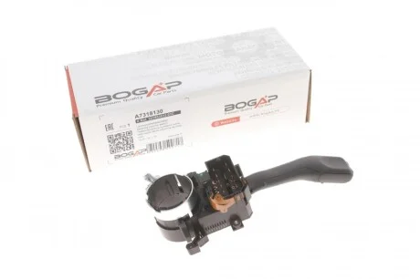 Переключатель поворотов Audi 80/VW Caddy/Golf/Jetta/Passat 60-93 BOGAP A7318130