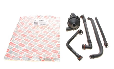 Клапан вентиляції картера BMW 3 (E46)/5 (E39/E60/E61)/7 (E38) BOGAP B1217100