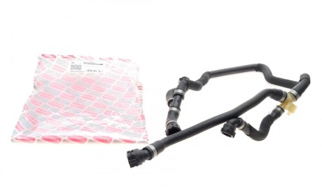 Патрубок радіатора BMW X5 (F15/F85)/X6 (F16/F86) 12- BOGAP B4228206