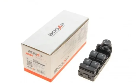 Кнопка стеклоподъемника (L) BMW 5 (E60/E61) 03-10 (блок) BOGAP B7339107