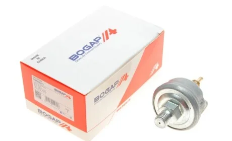 Датчик тиску оливи MB C-class (W203)/E-class (W124) 72-00 OM601-602 BOGAP C6123102
