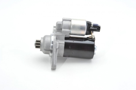 Стартер відновлений VW Golf VI 09-14, T5 03-15, PASSAT B7 10-15, Jetta VI 10-18, PASSAT B6 05-10; AUDI A3 03-12, A1 10-18, TT 07-15; SKODA Octavia A5 04-13, Fabia II 07-14, Superb 08-15, Yeti 09-17; SEAT Altea 04-09, Leon 05-12, Toledo III 04-09, Ibi BOSCH 0001121408 (фото 1)