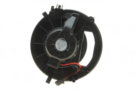 Моторчик печки VW Passat B8 /Golf VII 14- BOSCH 0 130 115 02R