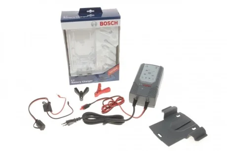 Зарядний пристрій C7 (12V/24V) (для аккум. ємністю від 14Ah до 230 Ah) 7A (знято з постачання) BOSCH 0 189 999 07M