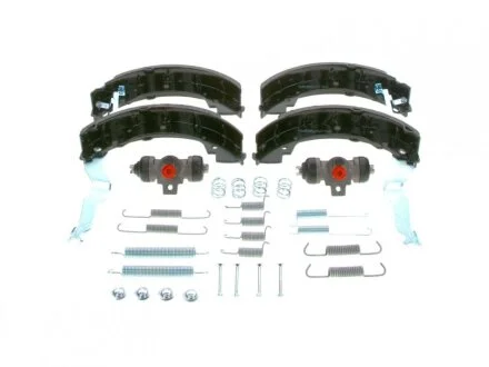 Комплект бараб.колодки+циліндр BOSCH 0204113692