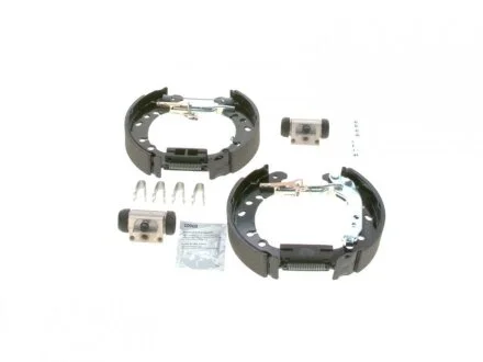 TOYOTA К-т гальмівних колодок (барабан) SUPER PRO YARIS 10- BOSCH 0204114692
