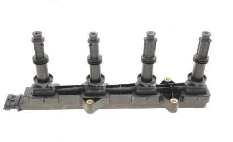 Катушка зажигания Opel Vectra C/Zafira B 2.2 03- BOSCH 0 221 503 469