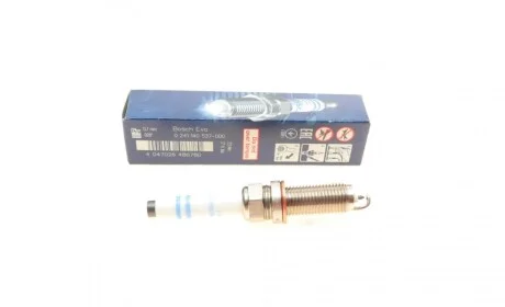 Свічка запалювання MB C-class (W204/W205)/E-class (W212/W213) 08- BOSCH 0 241 140 537