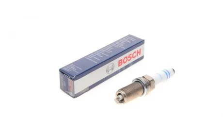 Свічка запалювання Audi A4/A6/VW Golf VII/Passat 1.8TFSI/2.0TFSI 11- (Double Platinum) BOSCH 0 241 245 673