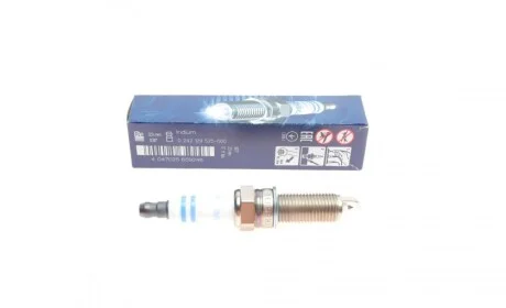 Свеча зажигания Citroen C1/C3/C4/Peugeot 108/2008/301/308/Toyota Aygo 1.0/1.2 12- BOSCH 0 242 129 525