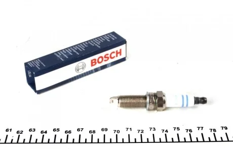Свеча зажигания Hyundai i20/Elantra 1.4/1.6 06-15 BOSCH 0 242 135 528