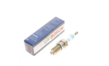 Свічка запалювання Fiat Doblo/Opel Combo 1.4 01- BOSCH 0 242 140 519
