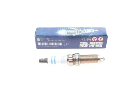 Свічка запалювання Citroen Berlingo/Peugeot 3008/5008 1.2 15- BOSCH 0 242 140 543