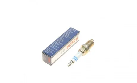 Свічка запалювання Honda/Hyundai/Infiniti/Kia/Land Rover/Lexus/Mazda/Mitsubishi BOSCH 0242230534
