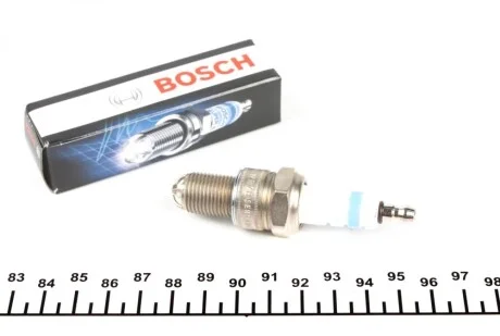 Свеча зажигания MB/Lada/Mazda/Kia/Audi/Citroen/BMW BOSCH 0242232504