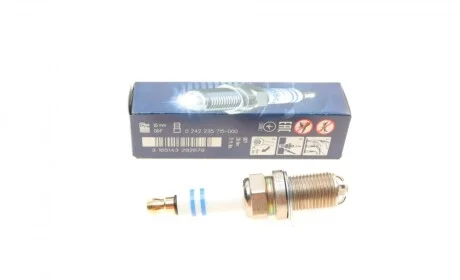 Свеча зажигания VW Touareg 4.2 V8 02-06 BOSCH 0 242 235 715