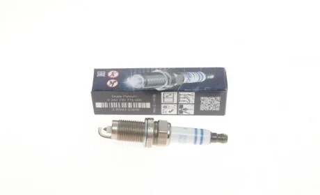 Свеча зажигания VW Golf V/Passat 2.0 FSI 04-10 BOSCH 0 242 235 775