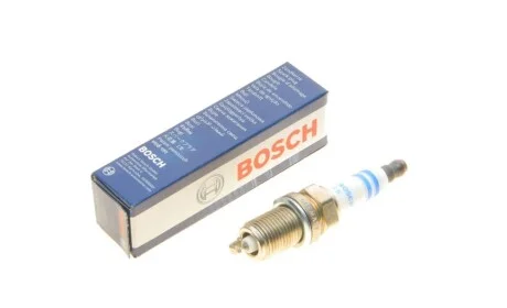 Свічка запалювання Chevrolet Aveo 1.4 03-13/Daewoo Lacetti 1.4/1.6 04- BOSCH 0 242 236 616