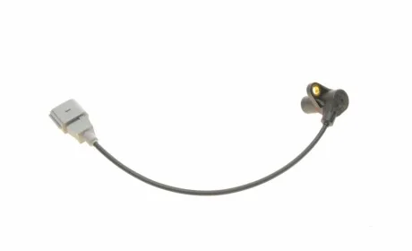 Датчик положения коленвала Audi A3/A4/A6/A8/ Skoda Fabia/ Octavia/VW Passat 1.6-3.0 96-10 BOSCH 0 261 210 145