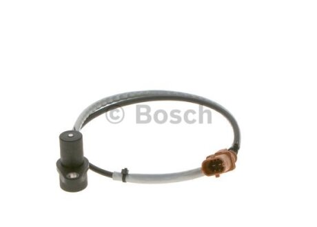 Датчик обертів колінвалу BOSCH 0261210203