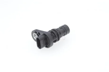 Датчик обертів колінвалу BOSCH 0261210338