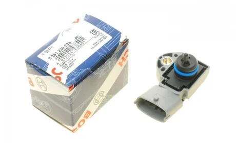 Датчик давления топлива Ford Focus 2.5 09-11/Volvo C30/S40/V40/V70 2.5 04- BOSCH 0 261 230 238