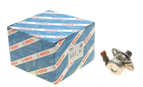 Насос топливный высокого давления Land Rover (L550/L462/L551/L494/L560) 2.0/2.0Si4 17- BOSCH 0 261 520 434