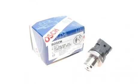Датчик давления топлива Hyundai Santa Fe/ix35/Kia Sorento 2.0/2.2CRDi 09- BOSCH 0 281 006 035