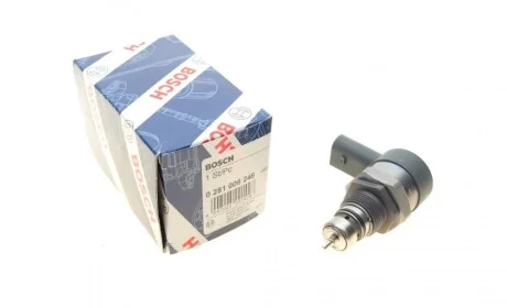 Клапан редукционный рейки паливної BMW 5 (F10)/7 (F01-F04) 12-16 (N57) BOSCH 0 281 006 246