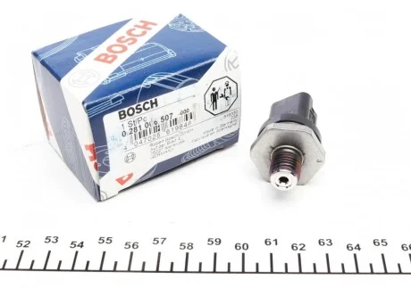 Датчик тиску палива Citroen Berlingo/Jumper/Peugeot Boxer/Expert 2.0 HDi 00- BOSCH 0 281 006 507